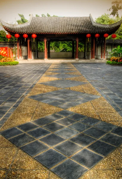 Antigua casa grande de estilo chino — Foto de Stock