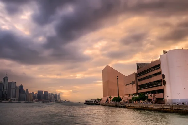Захід сонця Міський порт в Hong Kong — стокове фото