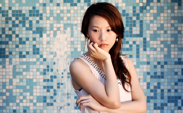 Hermosa señora asiática — Foto de Stock