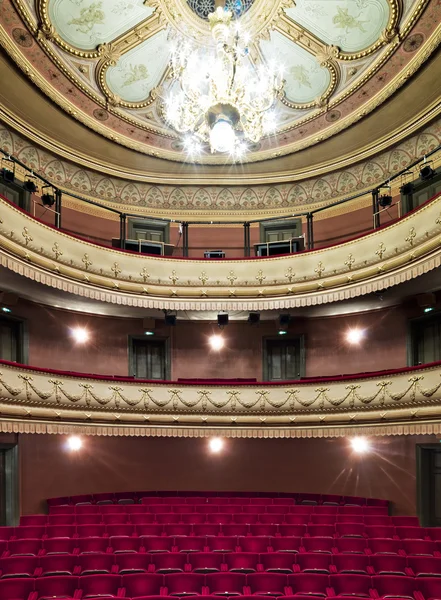 Luxuriöse Theaterhalle — Stockfoto