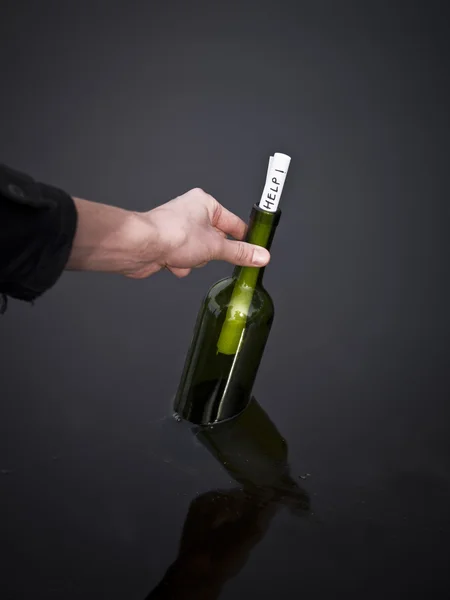 Bottiglia con messaggio — Foto Stock