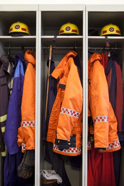 Brandweerman kostuums — Stockfoto