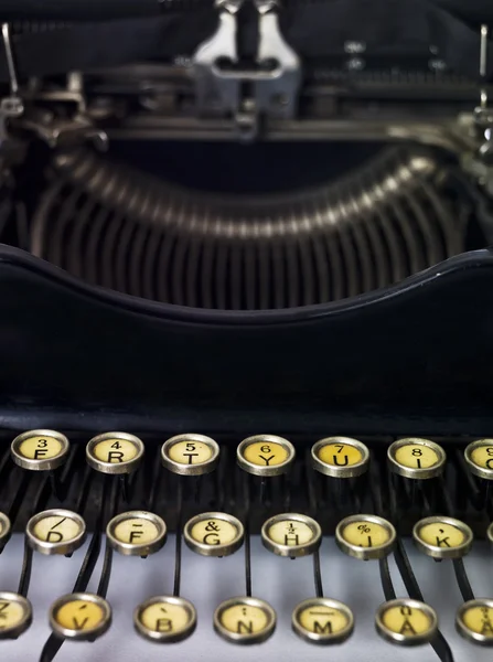 Vintage-Schreibmaschine aus nächster Nähe — Stockfoto