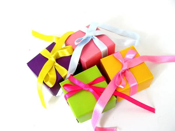 Boîtes cadeaux colorées — Photo