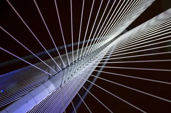 Висячий мост — стоковое фото