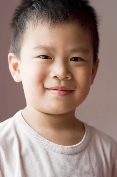 Asiático jovem menino — Fotografia de Stock