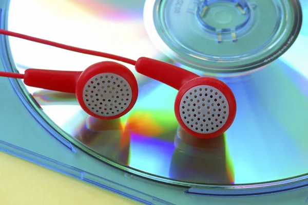 Слушать музыку с MP3 CD — стоковое фото