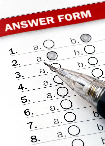 Select a choice from an answer form — Stock Photo, Image