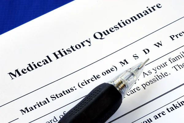 Compilare il questionario di storia medica — Foto Stock