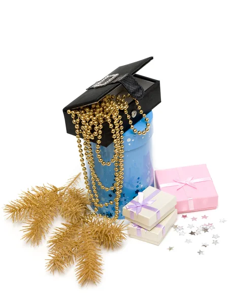 Gift of the box and necklace — Stock Photo, Image