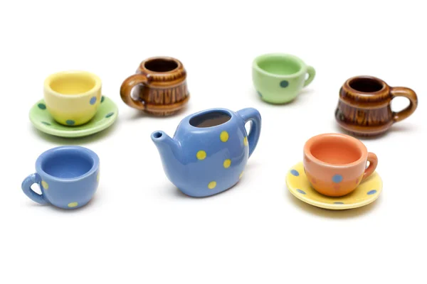 Set de vaisselle en céramique varicolore — Photo