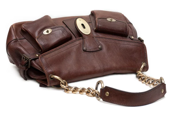 美しい茶色の革のフェミニンなバッグ — ストック写真
