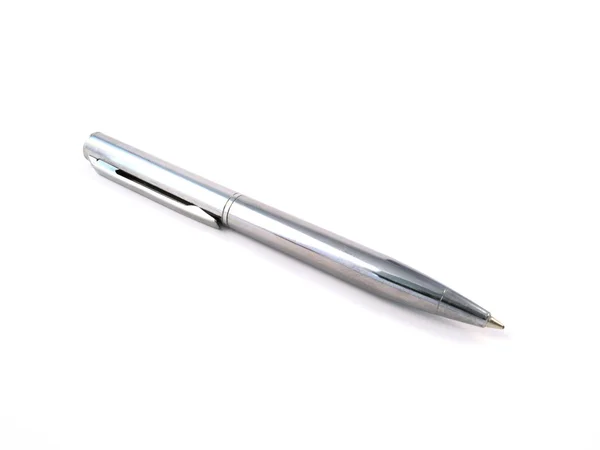 Серебряная шариковая ручка — стоковое фото