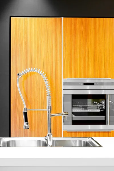 Sink and oven — Stock Photo, Image