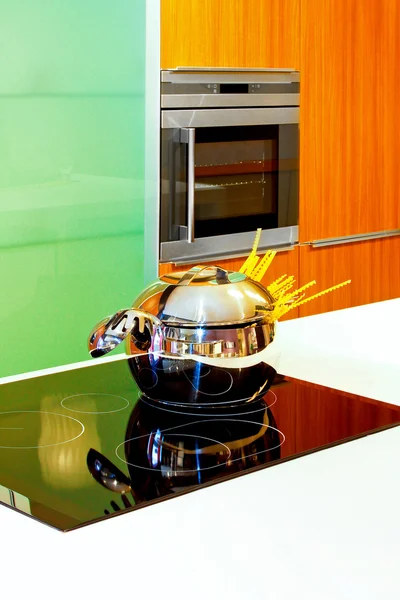 Estufa y horno — Foto de Stock