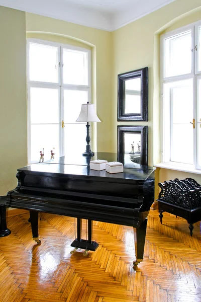 Piyano — Stok fotoğraf
