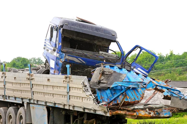 Truck collision — Stock Photo, Image