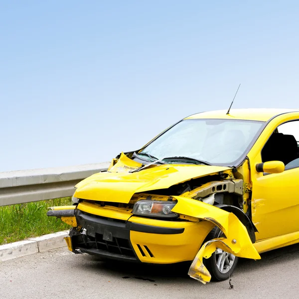 Жовтий аварії — стокове фото