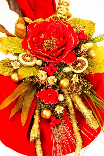 红色花卉装饰 — 图库照片