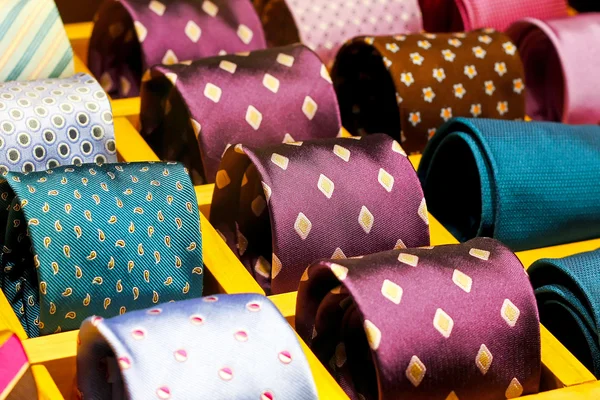Полка для галстуков — стоковое фото