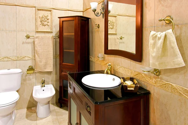 Banheiro clássico — Fotografia de Stock