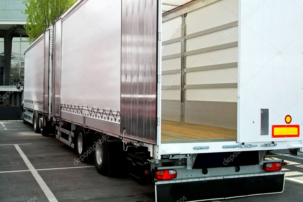 Truck and trailer