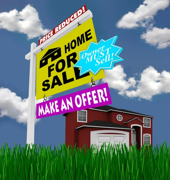 Home for Sale Sign - Desperate to Sell House — Stock Photo, Image