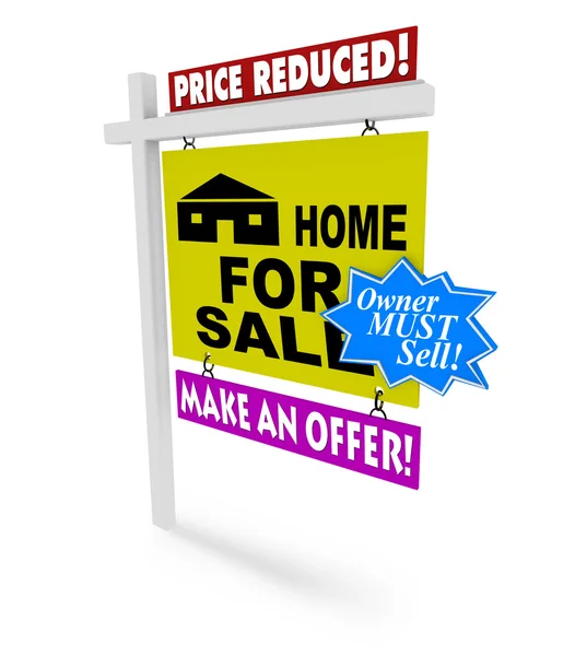 Fiyat düşük - ev satışı işareti — Stok fotoğraf