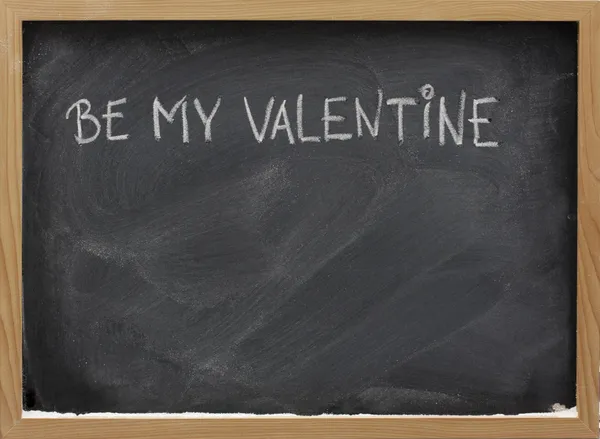 Seja meu Valentine em um quadro negro — Fotografia de Stock