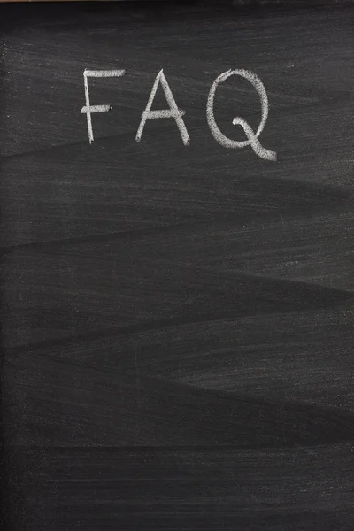 Häufig gestellte Fragen (faq) an einer Tafel — Stockfoto