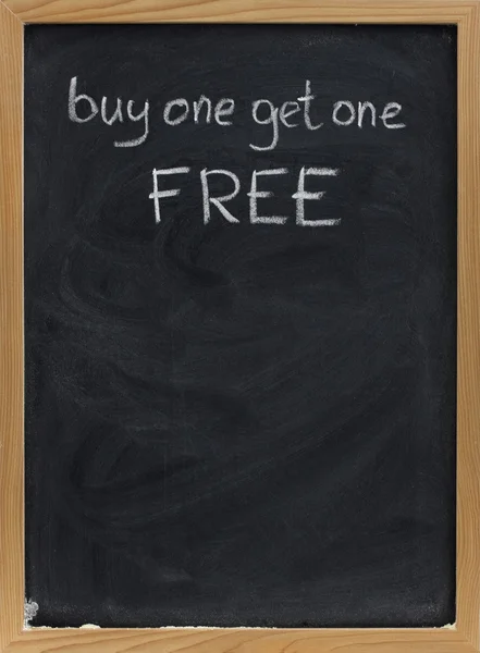 Discount sale advertisement on blackboard — Stock Photo, Image