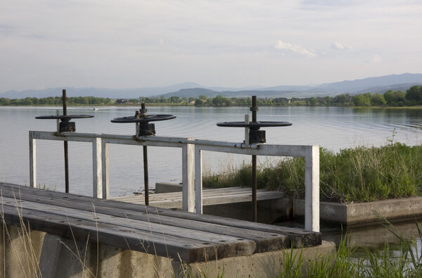 Irrigation ditch with head gates