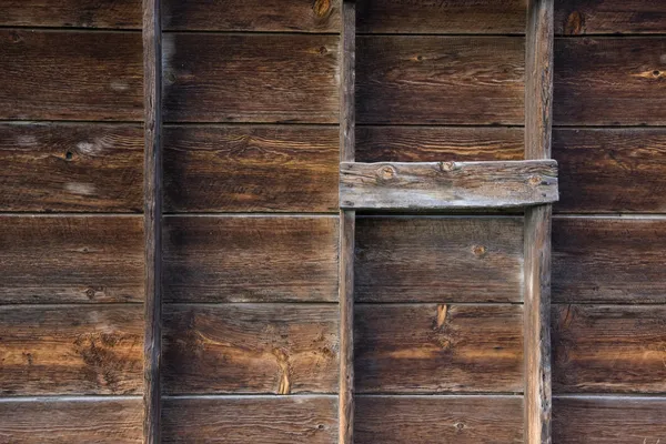 Legno intemperie di vecchia parete fienile — Foto Stock