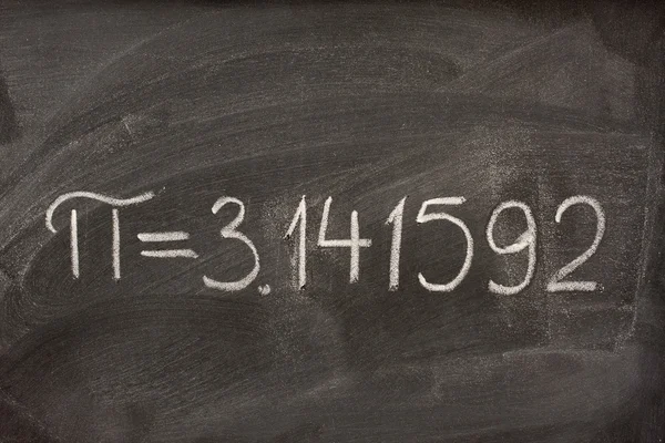Het nummer pi op een schoolbord — Stockfoto