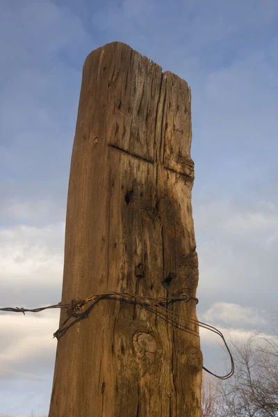Valla poste de madera — Foto de Stock