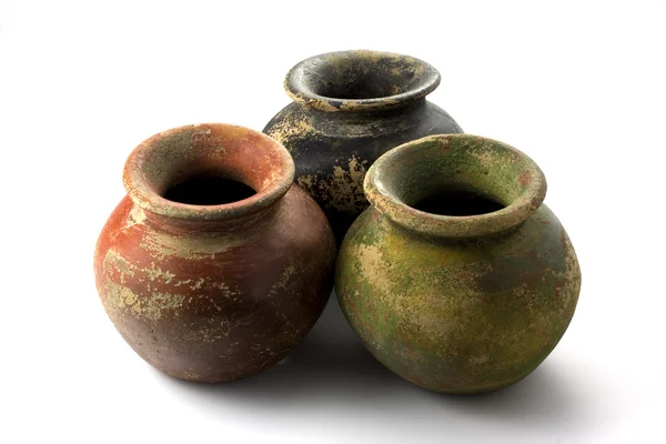 3 つの大まかな粘土の植木鉢 — ストック写真