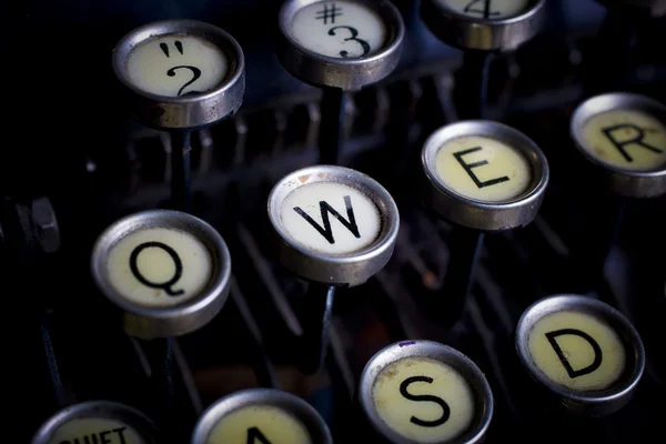 Alte Schreibmaschine — Stockfoto