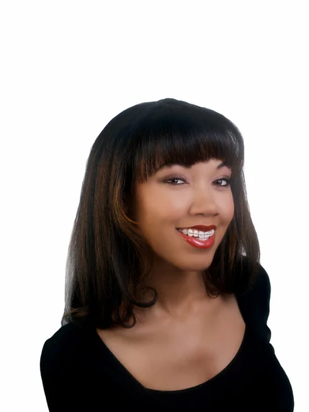 Uśmiechający się portret kobiety czarny — Zdjęcie stockowe
