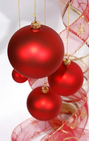 Χριστούγεννα μπάλες κόκκινο γυαλί — Φωτογραφία Αρχείου