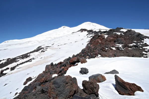 在俄罗斯和欧洲最高的峰值 elbrus — 图库照片