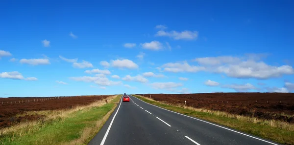 Yorkshire Moors carretera —  Fotos de Stock