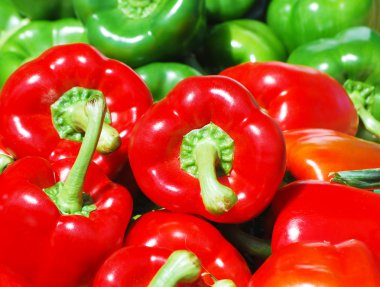 Red and green peppers clipart