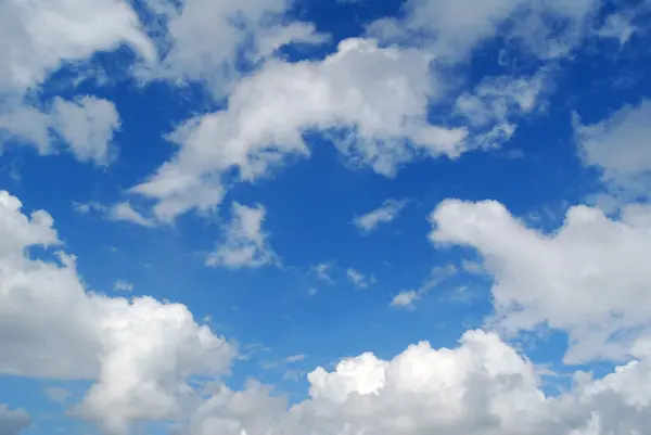 Wolken auflockern — Stockfoto