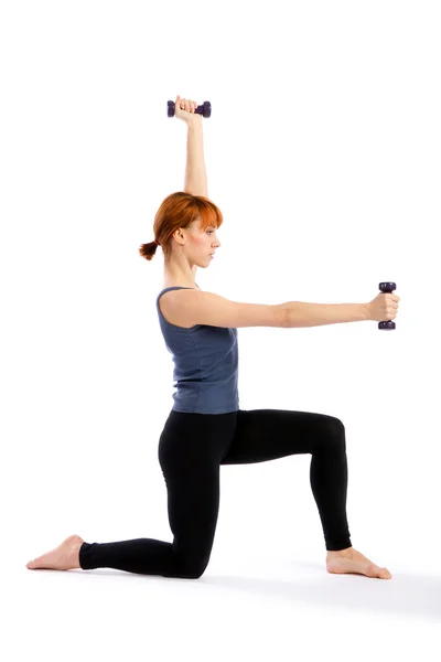 Fitness žena s činkami — Stock fotografie