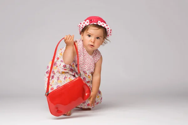 Modelo de moda do bebê posando — Fotografia de Stock
