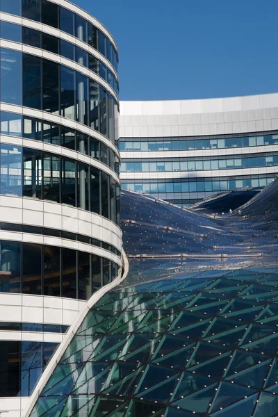 Edificio moderno futurista — Foto de Stock
