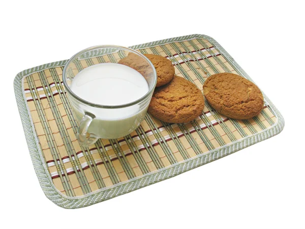 Frühstück mit Milch und dünnem Kapitän — Stockfoto