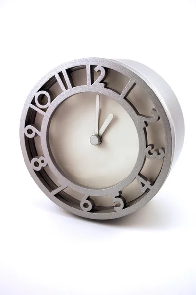 Horloge métallique argentée — Photo