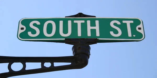 Południe ulica znak — Zdjęcie stockowe