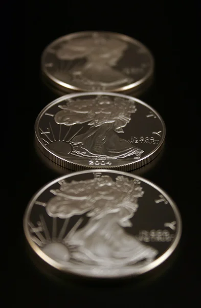 Tre silver dollar — Stockfoto